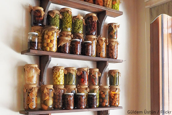 Make sure you know how to pack jars for moving the right way.