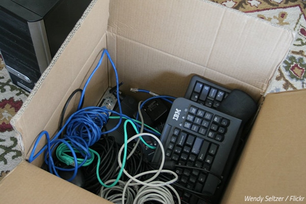 How to pack a computer for moving