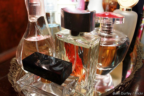 Find out how to pack perfume for moving in a safe and efficient manner.