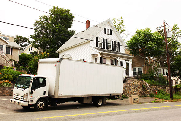Find out what a moving delivery window is and what affects it.